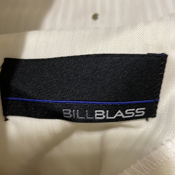 Dress pants $15 - Picture 4 of 4